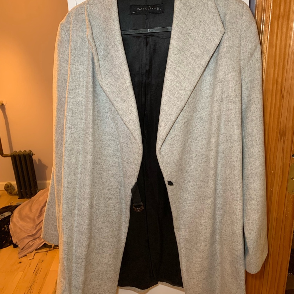 Zara Women’s Grey Coat
